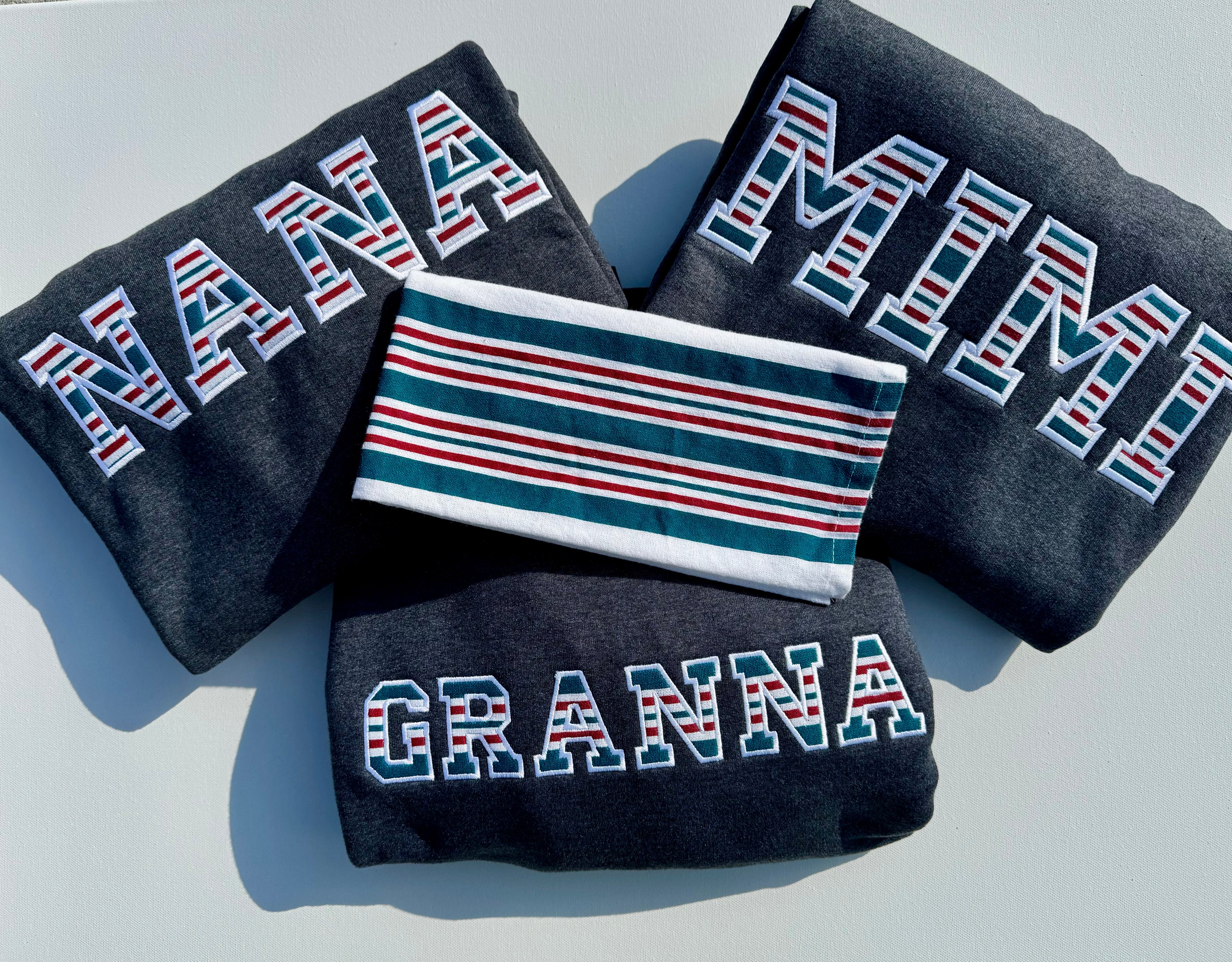 Custom "MAMA" Keepsake Applique Crewneck - Varsity Font