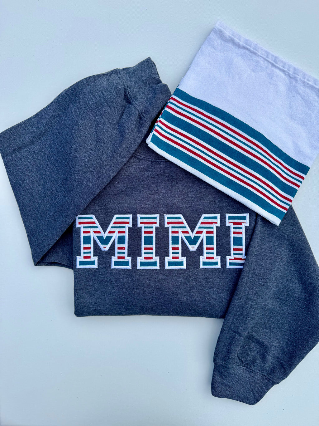 Custom "MAMA" Keepsake Applique Crewneck - Varsity Font
