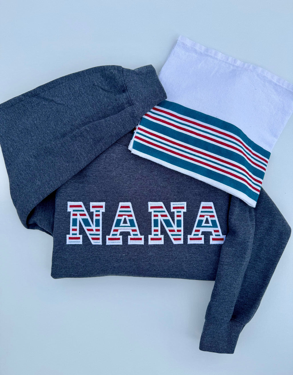 Custom "MAMA" Keepsake Applique Crewneck - Varsity Font