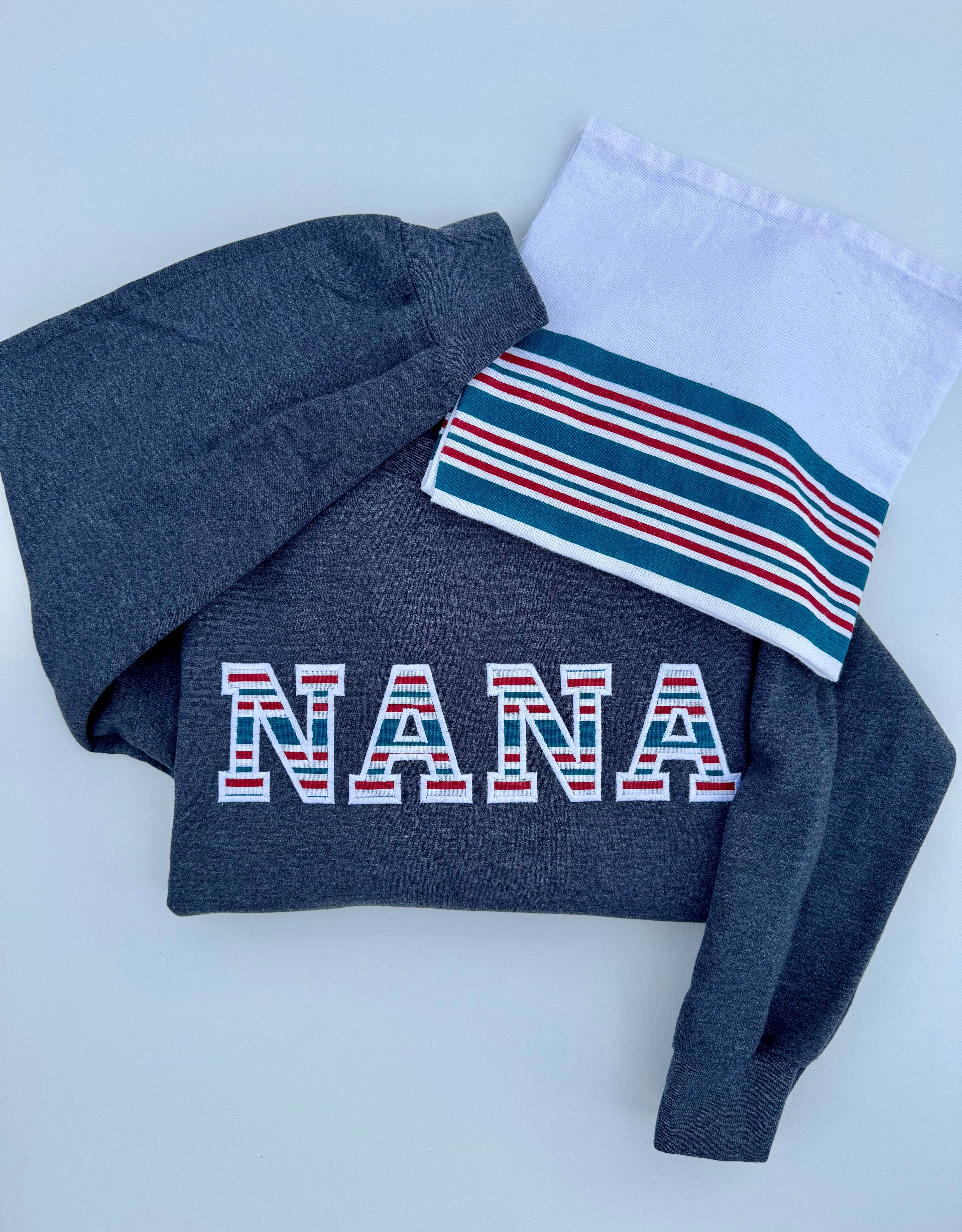 Custom "MAMA" Keepsake Applique Crewneck - Varsity Font