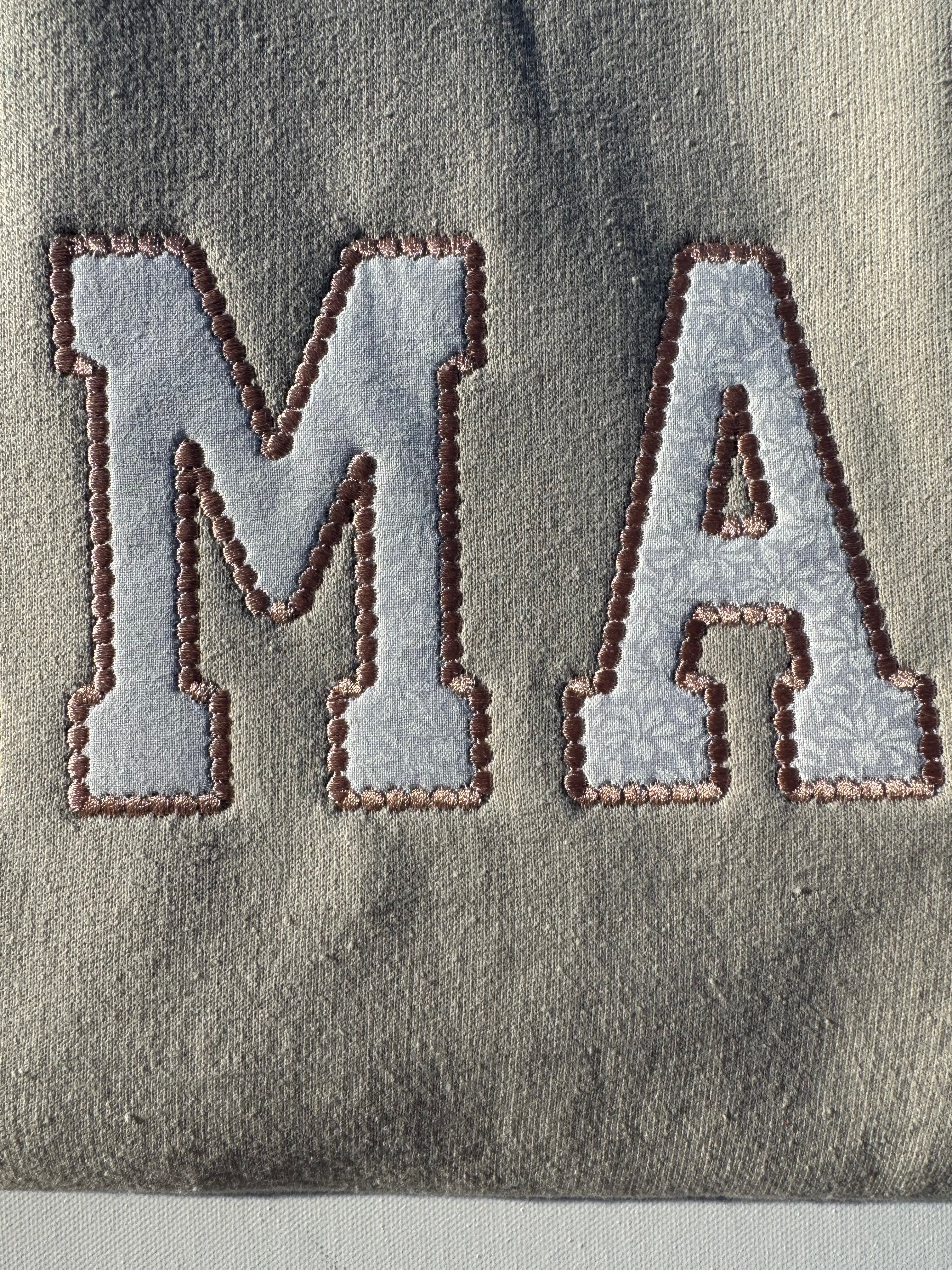Custom "MAMA" Keepsake Applique Crewneck - Fancy Font